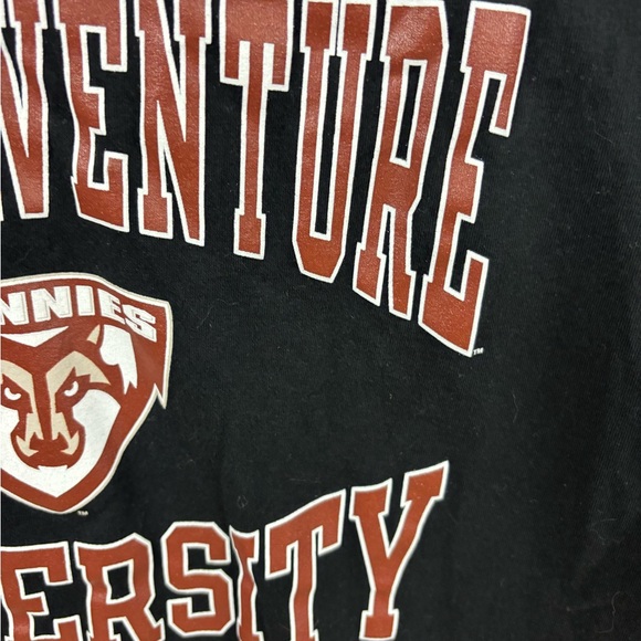 St. Bonaventure University T-Shirt size large. Short sleeve. Cotton. EUC. - Picture 4 of 7